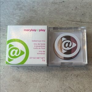 Mary Kay Baked Eye Trio with Neapolitan